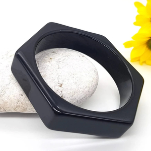 Pulsera hexagonal hecha a mano de alta calidad para niñas, elegante diseño náutico, mejor acabado, modelo de arte, patrón, artesanías de resina - Product Image 1