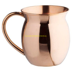 Tasse à mule de Moscou en cuivre faite à la main avec poignée élégante Boissons en cuivre massif fabriquées à la main Cocktails Tasses à bière pour rafraîchissements - Product Image 3