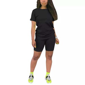 2025 precio al por mayor alta calidad gimnasio Fitness mujeres camisetas y pantalones cortos conjuntos Color sólido verano y ropa deportiva mujer conjunto doble - Product Image 5