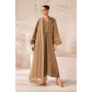 Chal de Rayón con Estampado Floral Étnico de Lujo para Mujer, Ligero y Transpirable, Estola para Otoño - Product Image 1