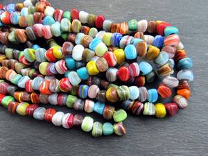 ลูกปัดแก้วลายหินอ่อนทรงสามเหลี่ยมทำด้วยมืองานช่างฝีมือขายส่งจำนวนมากสำหรับทำเครื่องประดับตกแต่งงานโคมไฟคริสตัล - Product Image 3