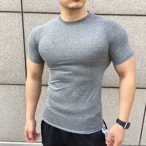 เสื้อยืดสำหรับผู้ชายเสื้อยืดโอเวอร์ไซส์สำหรับผู้ชายผ้าคอตตอน300 100% ออกแบบได้ตามต้องการ - Product Image 3