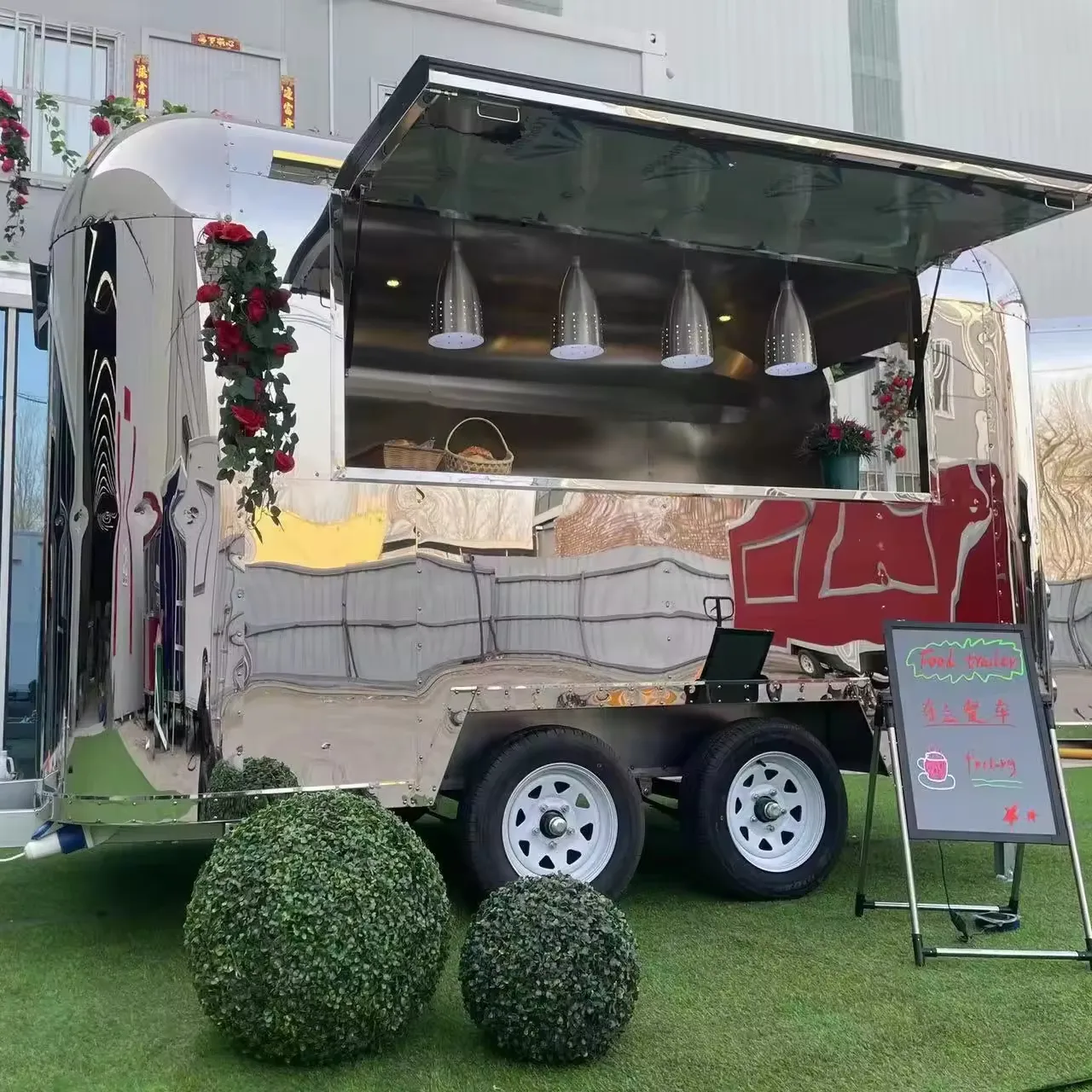 Remolques de comida Concesión de catering del Reino Unido totalmente equipados foodtruck carrito de comida rápida café helado cocina móvil camión de comida