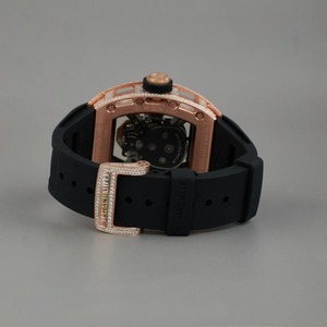 Montre automatique élégante pour homme avec cadran squelette carré en or rose et bracelet en caoutchouc noir, idéale pour les affaires - Product Image 2