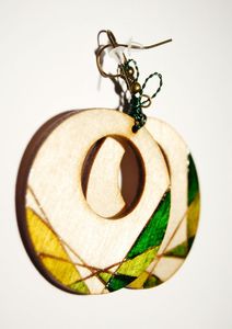 Forme chaude feuille d'or noir blanc résine coeur forme boucles d'oreilles carré rond géométrique en bois résine boucles d'oreilles goutte - Product Image 2