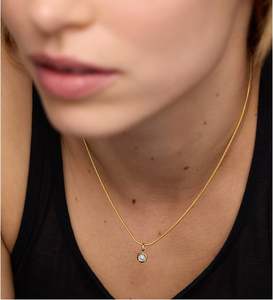 Colgante de Oro Amarillo de 18 Quilates con Diamante Cultivado en Laboratorio, Corte Pera, Color E, Claridad VS1, 2 Gramos, Joyería de Lujo, Suministro al por Mayor - Product Image 5