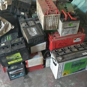 Batería de desecho usada de la mejor calidad, drenado de ácido de plomo, 100% - Product Image 2