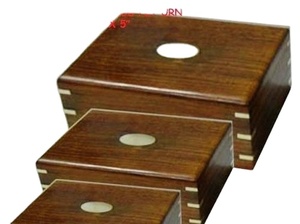 Urnes funéraires en bois décoratives de luxe pour cendres, faites à la main, écologiques, fournisseur de souvenirs commémoratifs en Inde - Product Image 2