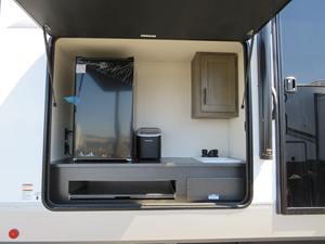 Se vende F-O-R-E-S-T R-I-V-E-R C-H-E-R-O-K-E-E A-L-P-H-A W-O-L-F 3-3-B-H usada del año 2025 - Product Image 4