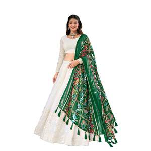 Trendmalls Femme A-Line Offwhite Lehenga Choli Imprimé Numérique Vert Dupatta Georgette Brodé Naturel Écologique - Product Image 1