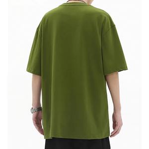 เสื้อยืดพิมพ์ลายพัฟฟ์ผ้าฝ้าย 100% เนื้อนุ่ม ใส่สบายทรงหลวมสำหรับผู้ชาย รุ่นใหม่มาแรง ราคาสุดคุ้ม - Product Image 2