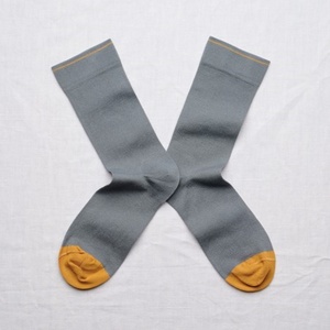 Calcetines informales antideslizantes de color sólido personalizados para adultos, nueva colección de último diseño para la temporada de otoño - Product Image 4