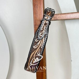 ปลอกคอสุนัขแบบมีหัวเข็มขัดหนังแบบตะวันตกลายดอกไม้สำหรับสัตว์เลี้ยงหนังแท้ทนทานโลโก้ออกแบบได้ตามต้องการ - Product Image 1