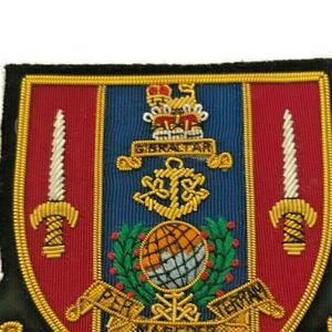Insignia de Blazer de los Marines Reales, Bordado Tradicional con Hilos Dorados, Fondo de Fieltro No Tejido, Diseño Rectangular 3D Personalizable - Product Image 1