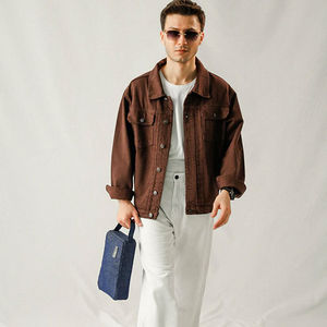 แจ็คเก็ตยีนส์สำหรับใส่กลางแจ้ง แบบยูนิเซ็กซ์ ทรงเรียบง่าย คุณภาพทนทาน เหมาะสำหรับแฟชั่นลำลองและผู้จำหน่ายเสื้อผ้าขายส่ง - Product Image 4