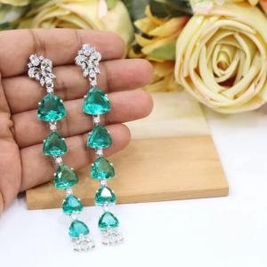 Modernos Aretes de Plata de Primera Calidad con Incrustaciones de Moissanita, Colección para Bodas y Fiestas, para Mujeres y Chicas - Product Image 1