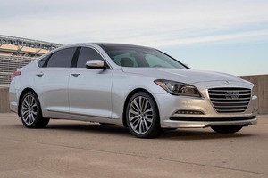 Hyundai Genesis 5.0 d'occasion propre, modèle 2015 - Product Image 6