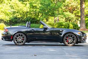 FIAT 124 SPIDER ABARTH 2019 USADO, Volante a la Izquierda/Derecha - Product Image 2