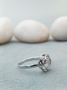 Bague de Fiançailles et de Mariage Personnalisée en Or Plaqué 14K pour Femme, Sertie de Moissanite Ovale Certifiée IGI, 100% Satisfaction - Product Image 2