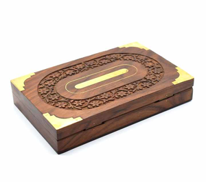 Boîte de rangement et à bijoux en bois de pin religieux artisanal, écologique, polie, en provenance d'Inde - Product Image 1