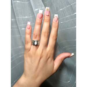 Navajo Handmade White Buffalo & Sterling Silver <b>Statement</b> <b>Ring</b> Size 5 Bezel Set Natural Stone Boho Hip-Hop Style Everyday Wear - Product Image 5