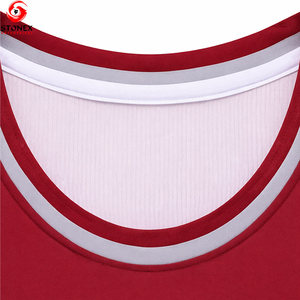 Ensemble de maillots de basket-ball en polyester 100% respirant, à séchage rapide, de haute qualité, avec logo personnalisé, tendance et nouveau, en gros - Product Image 4