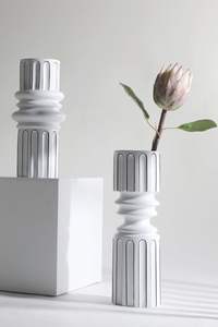 Vase à fleurs en marbre le plus vendu pour la décoration intérieure moderne et classique, alliant simplicité et élégance artisanale en pierre - Product Image 4