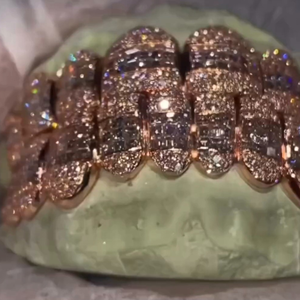 Hip Hop Custom 925 Silver Iced Out <b>Teeth</b> Grillz Iced Out Moissanite Diamond Grillz <b>Teeth</b> Silver Jewelry Best Price - Product Image 6