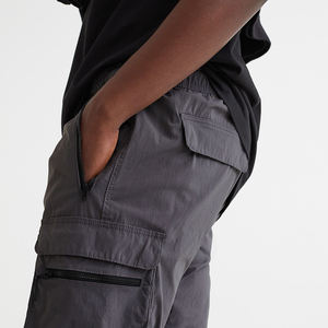 Vente en gros de pantalons de survêtement slim fit streetwear vierges pour hommes pantalons de jogging pour hommes joggings personnalisés - Product Image 2