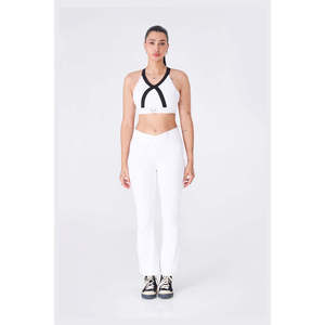 Leggings Deportivos Elegantes Blancos y Negros para Fitness y Yoga - Product Image 2