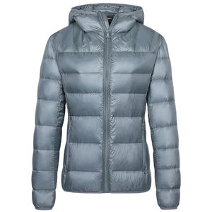 Chaqueta acolchada de calidad superior OEM para mujer, chaqueta acolchada de burbuja cálida de invierno de talla grande con bolsillo y cremallera de tela transpirable para mujer - Product Image 4