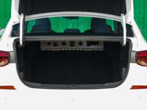 Sedán 2024 de 1.5L Turbo Gasolina, 5 Plazas, Alta Velocidad, 2WD, Suspensión Delantera MacPherson, Automático, Eléctrico, Usado, Gran Oferta - Product Image 5