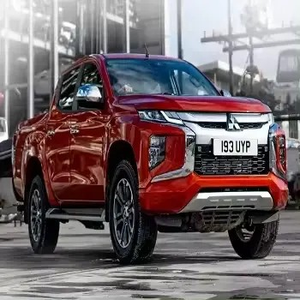 Clean Cars Sports Suv M i T s u b i s H I L.200 Doble cabina - Product Image 1