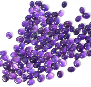Cabochons ovales en améthyste naturelle 332,85 carats Lot Taille moyenne 6X8 mm - 11X9 mm Lot en gros 107 pièces - Product Image 4