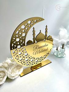 Calendrier de table en métal islamique artisanal pour le Ramadan et objet décoratif |   Durable et imperméable |   Améliore l'ambiance festive - Product Image 3