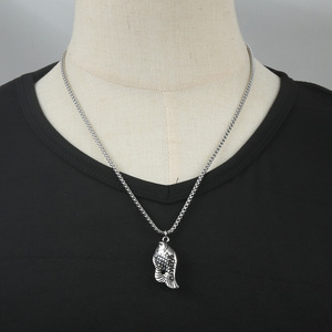 Yunnique Collier avec pendentif poisson en acier inoxydable pour homme, unique, punk, rétro, tendance 24084 - Product Image 4
