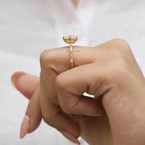 Anillo de diamante alargado delicado de compromiso fino de diamante de moissanita de corte ovalado de 1,50 quilates en oro rosa sólido de 18K para mujer - Product Image 3