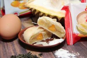 Gâteau vietnamien au durian Pia, fabriqué à partir de fruits de durian frais, 100% naturel, garniture au durian biologique, sans sucre, faible en glucides, emballage en sachet - Product Image 3