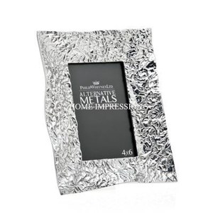 Cadres photo en aluminium magnifiquement conçus avec un fini antique idéal pour ajouter une touche personnelle à vos fournitures de décoration intérieure - Product Image 5