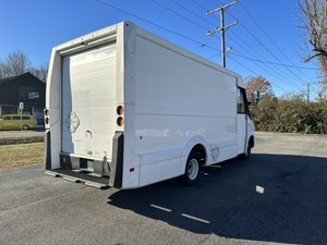 Isuzu Re-ach LHD d'occasion 2013 - Product Image 5