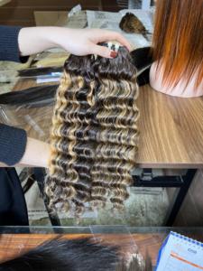 Mejor 100% Raw Virgin Deep Curly Hair en paquete de cabello ondulado vietnamita Extensión de cabello humano rizado Color de piano - Product Image 2