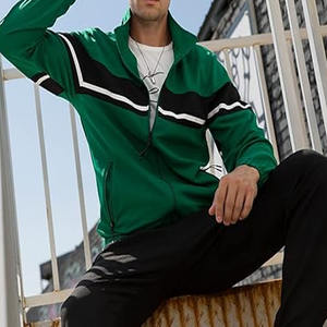 Vente en gros Logo personnalisé Veste Zipup Ensemble de survêtement pour hommes avec panneaux latéraux | Survêtement coupe-vent en nylon vierge - Product Image 3