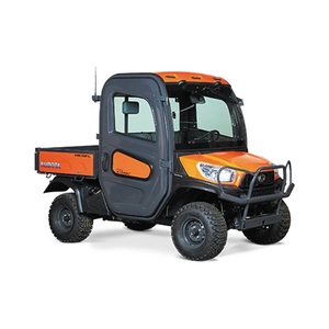 Vehículo utilitario CFMOTO UTV de 650cc, 4 tiempos, 4x4, a gasolina, color arena y negro, con cabina completa y puertas. - Product Image 3