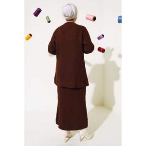 Selanik Falda de punto Casual Conjunto de 2 piezas de punto Marrón - Product Image 2