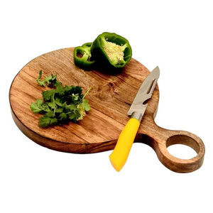 Tabla de cortar de madera de alta calidad con mango Nuevo diseño antiguo Tabla de cortar de madera perfecta para picar frutas y verduras - Product Image 1
