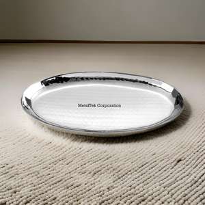 Bandeja Ovalada Decorativa para Servir, Diseño Martillado, Acabado Plateado, Alta Calidad, para Restaurantes, Hoteles y Fiestas - Product Image 3