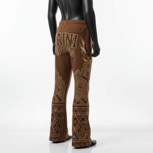 Pantalon évasé en polyester et élasthanne de qualité supérieure, extensible, couleur ivoire, design à panneaux, strass thermocollés, logo personnalisé - Product Image 4