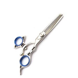 Tijeras de Entresacar Profesionales para Barbería con Acabado de Espejo, Mango Giratorio Ergonómico, Acero Inoxidable, Afiladas, 28 Dientes, Personalizables - Product Image 6