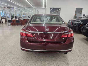 Sedán LX 2023 2024 Usado, Motor de 4 Cilindros Confiable, Interior Moderno, en Buen Estado, Suministrado desde Japón - Product Image 4