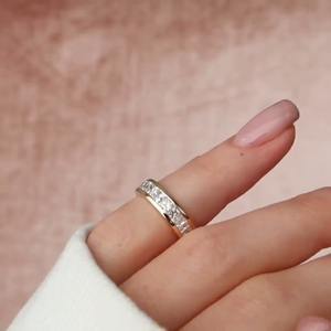 Anillo de Diamante Moissanita de Oro Sólido de 10K para Diseño Personalizado de Joyería Nupcial, Disponible para Suministro al por Mayor - Product Image 5